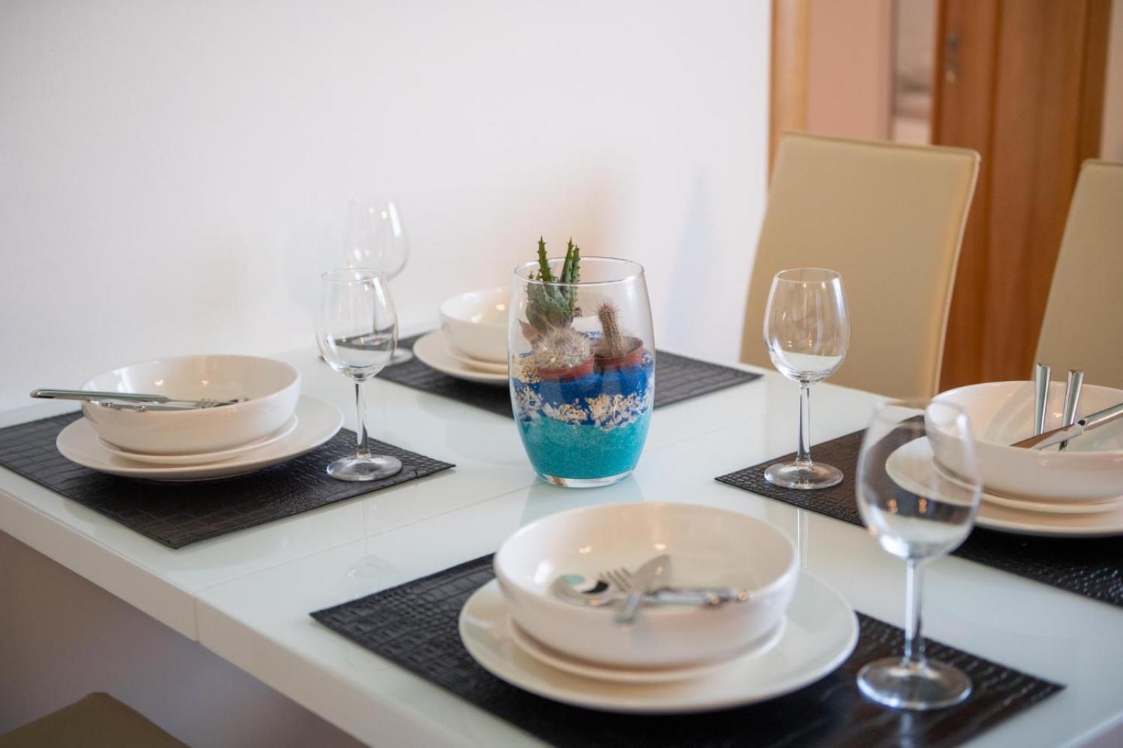 Villa Jidro โตรกีร์ ภายนอก รูปภาพ
